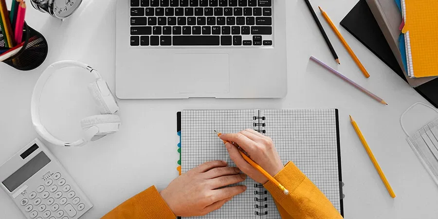 Education Beyond Traditional Degrees
